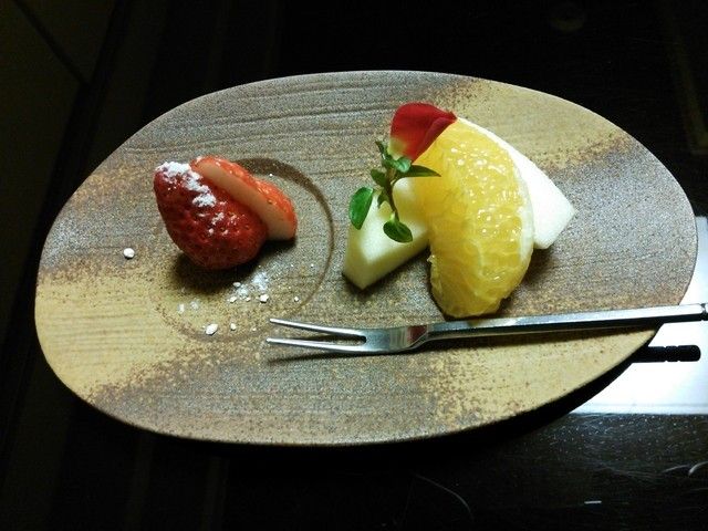 lý do trái cây nhật mắc